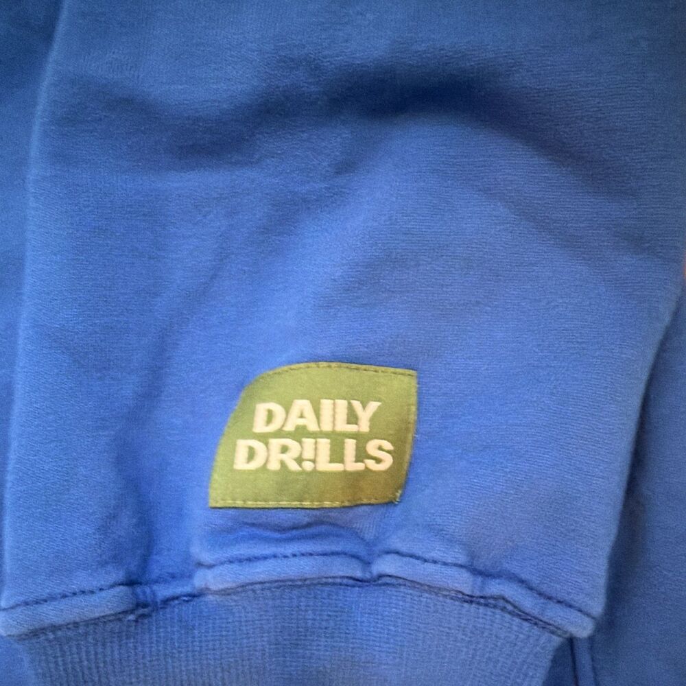 DAILY DRILLS Blue Fleece Graphic Logo Crewneck Pullover Sweatshirt Beach Large/X - Picture 3 of 7